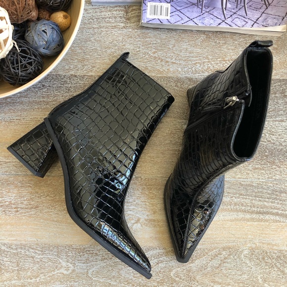 Topshop Shoes - Topshop Black Croc-Embossed Ankle Boots